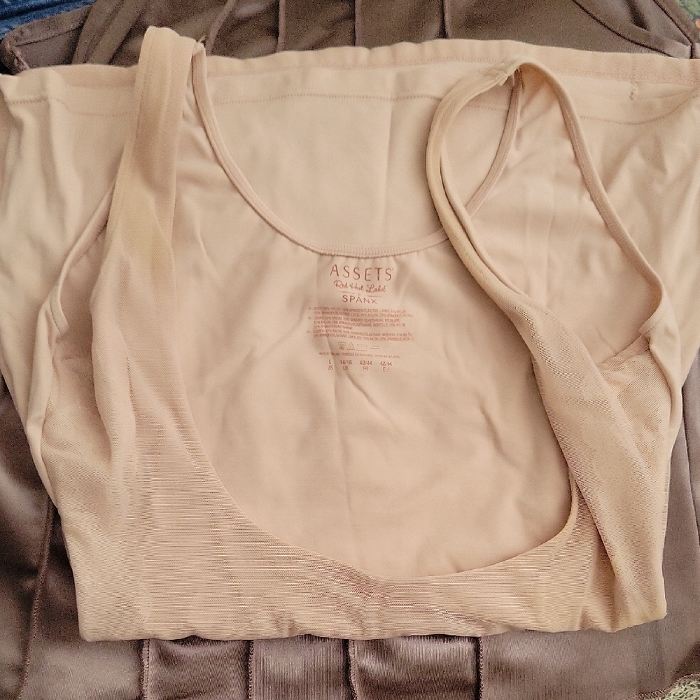 Assets By Spanx Nude Shapewear Tank